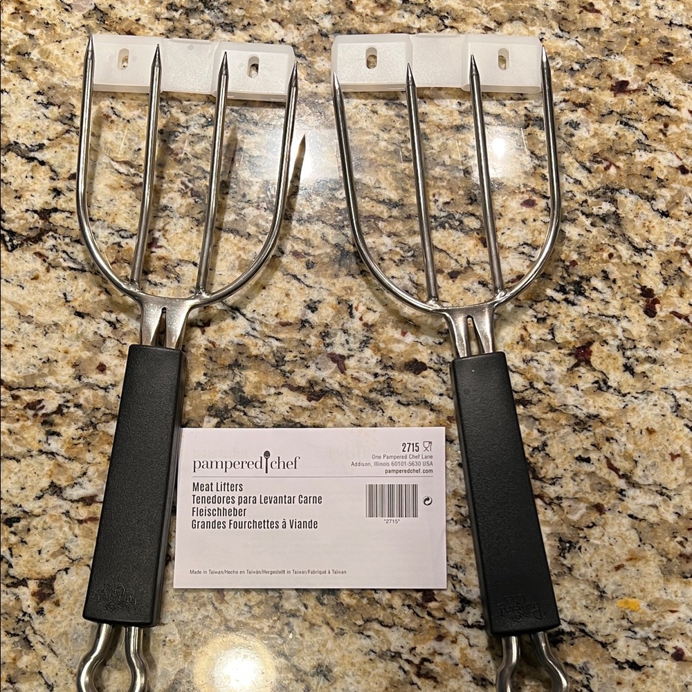 Pampered Chef Black-Handled Meat Lifters